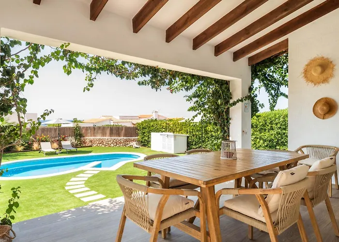 Bini Uxuanne By Escape *