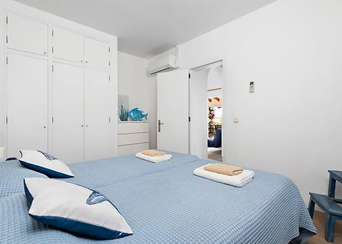 Bini Uxuanne By Escape * Binibeca